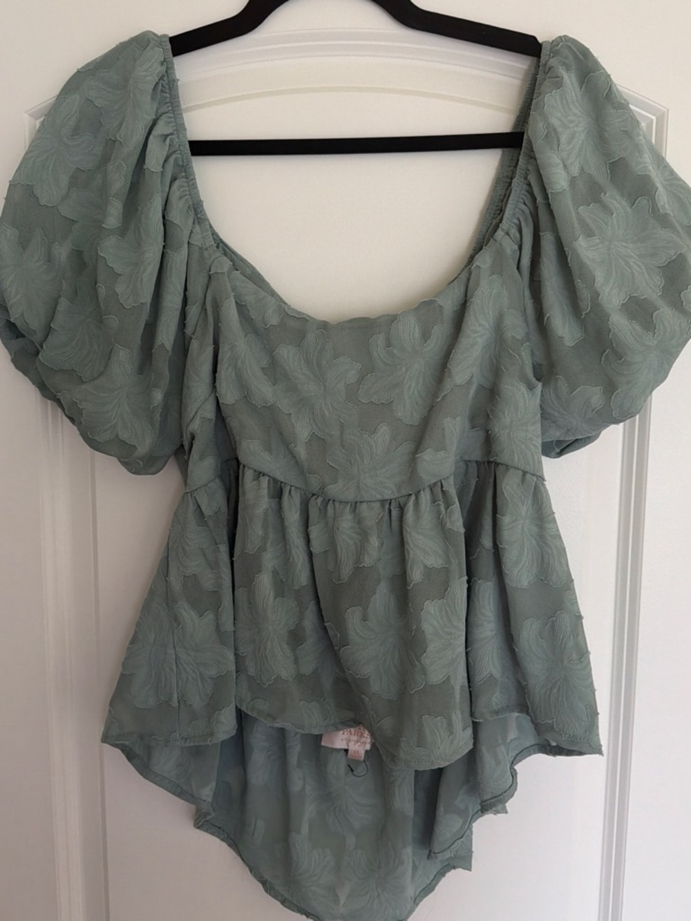Francesca's Collections Sage Green Puff Sleeve Peplum Blouse